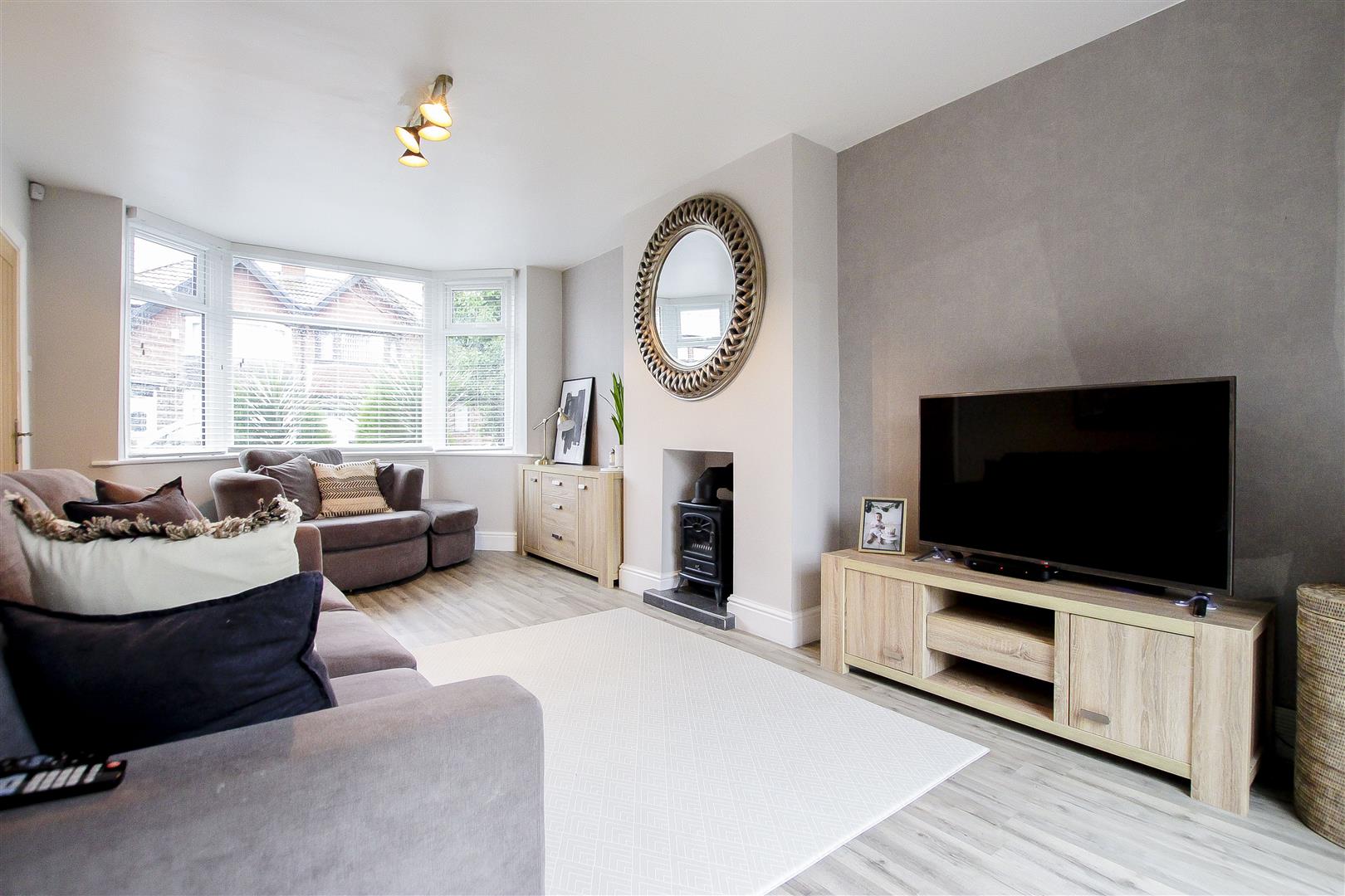 3 Bedroom Semi Detached House For Sale In Parkgate Drive Manchester M27 Keenans Estate Agents Ltd